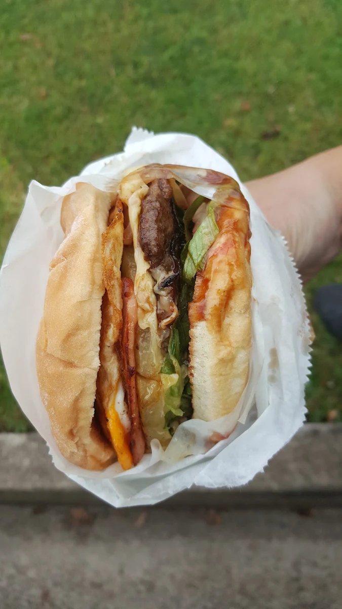 Highlights, Kingsdene Takeaway
