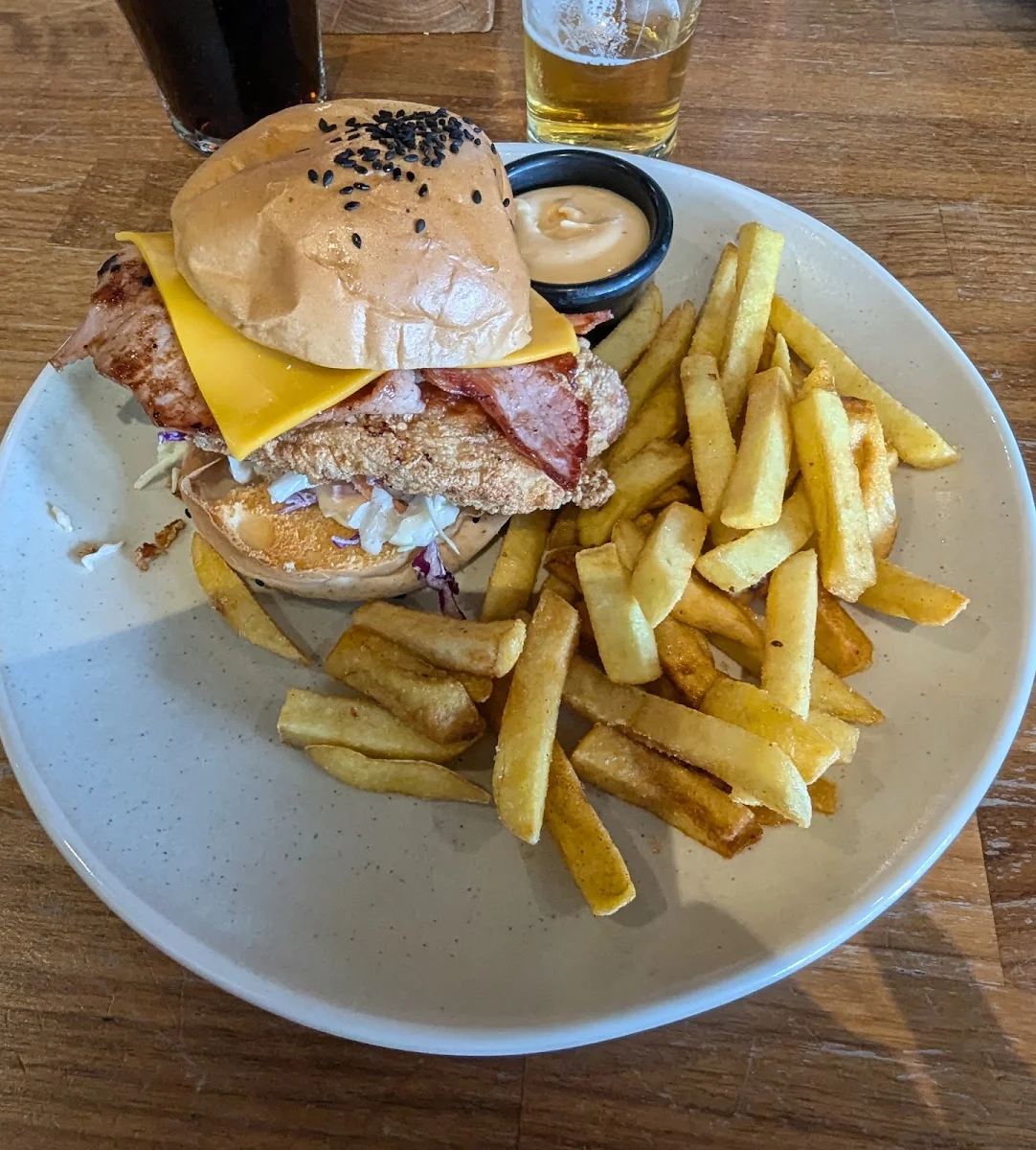 Flathead Burger, Frankies At Forde