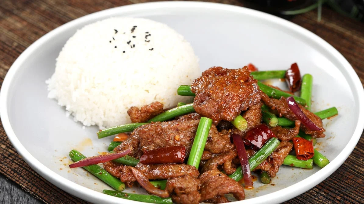 Highlights, Dainty Sichuan Noodles QV