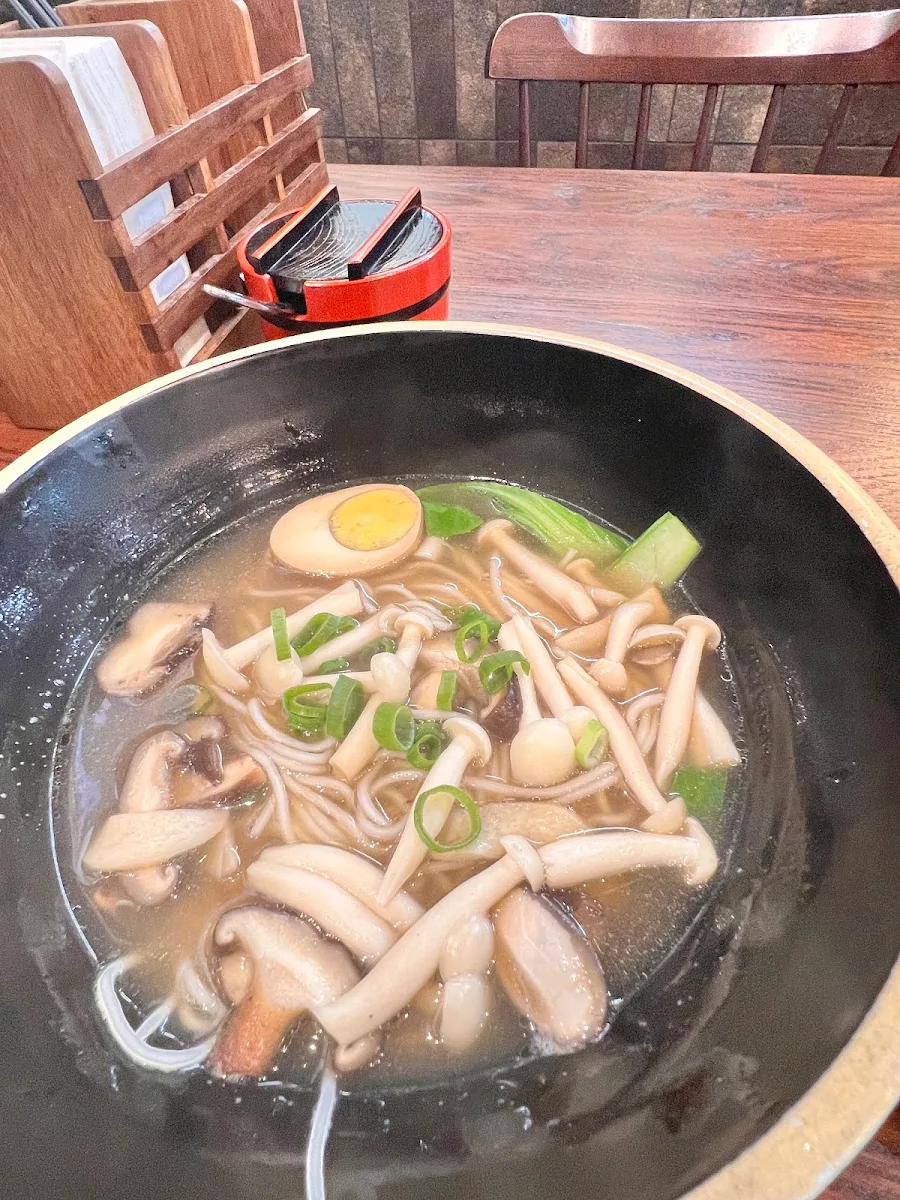 Highlights, Dainty Sichuan Noodles QV