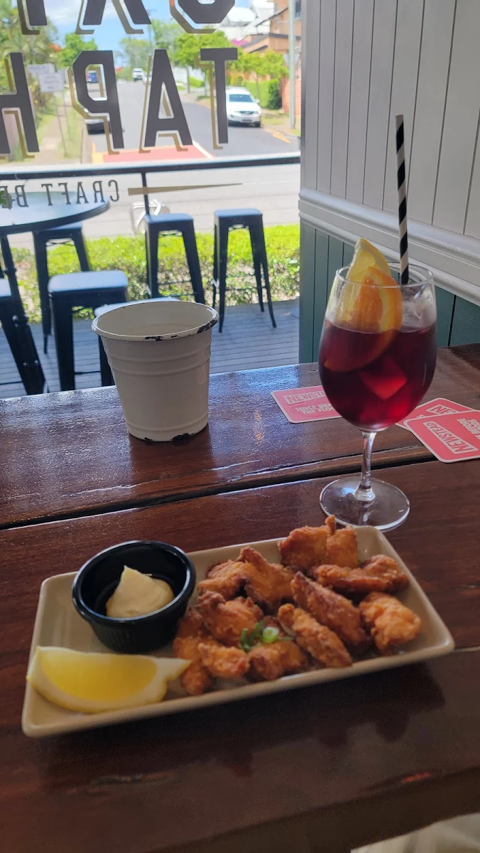 Sangria & Chicken, Oxford Tap House