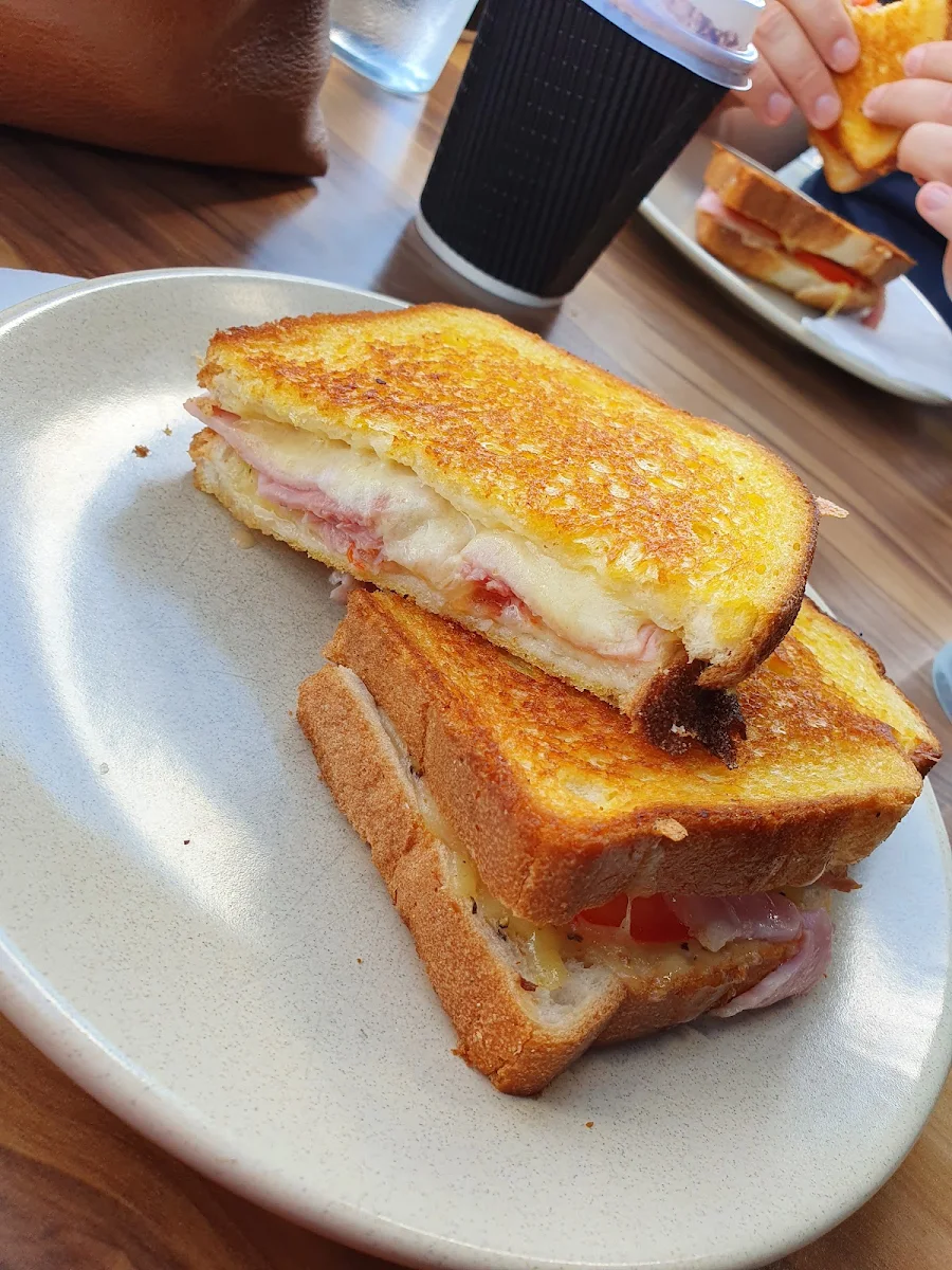 Highlights, Grindstone Coffee House