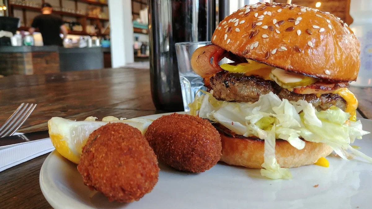 Stack 'N' Billy Burger, Stagger Lee's Fitzroy