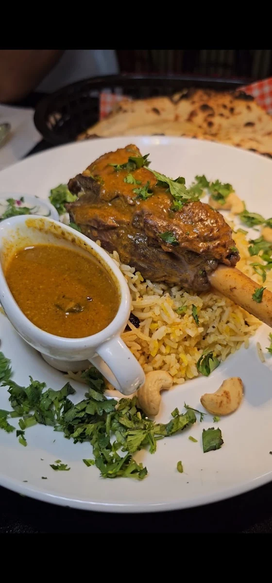 Highlights, Savaari Modern Indian Bar and Restaurant