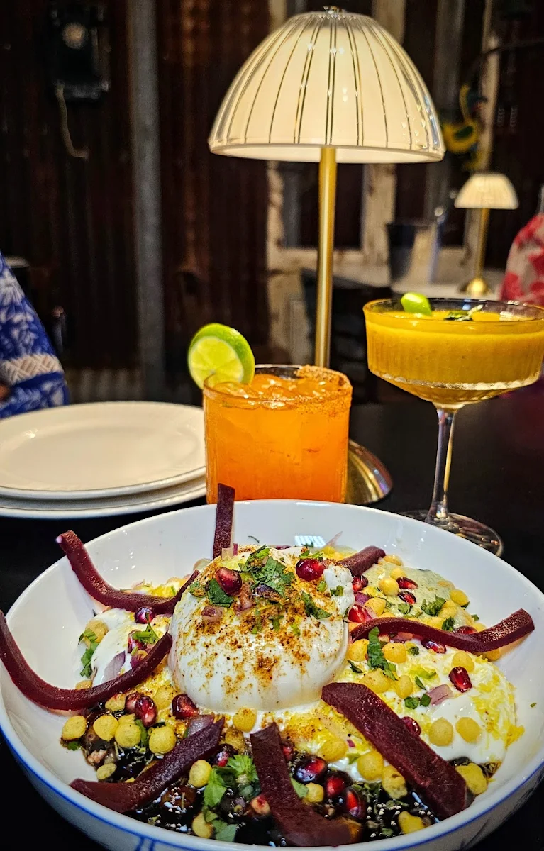 Highlights, Savaari Modern Indian Bar and Restaurant