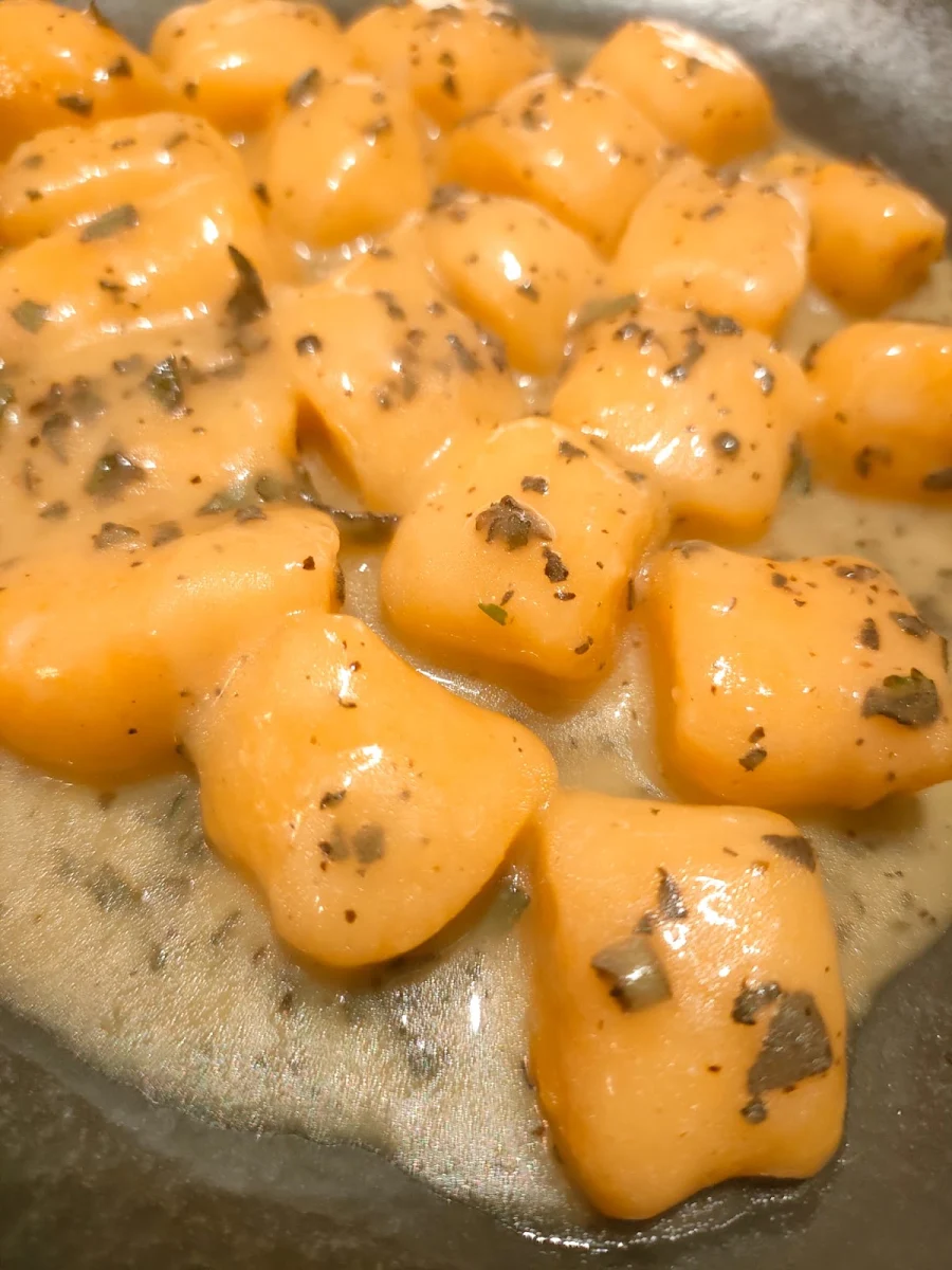 Gnocchi Pesto Pumpkin & Goat Cheese