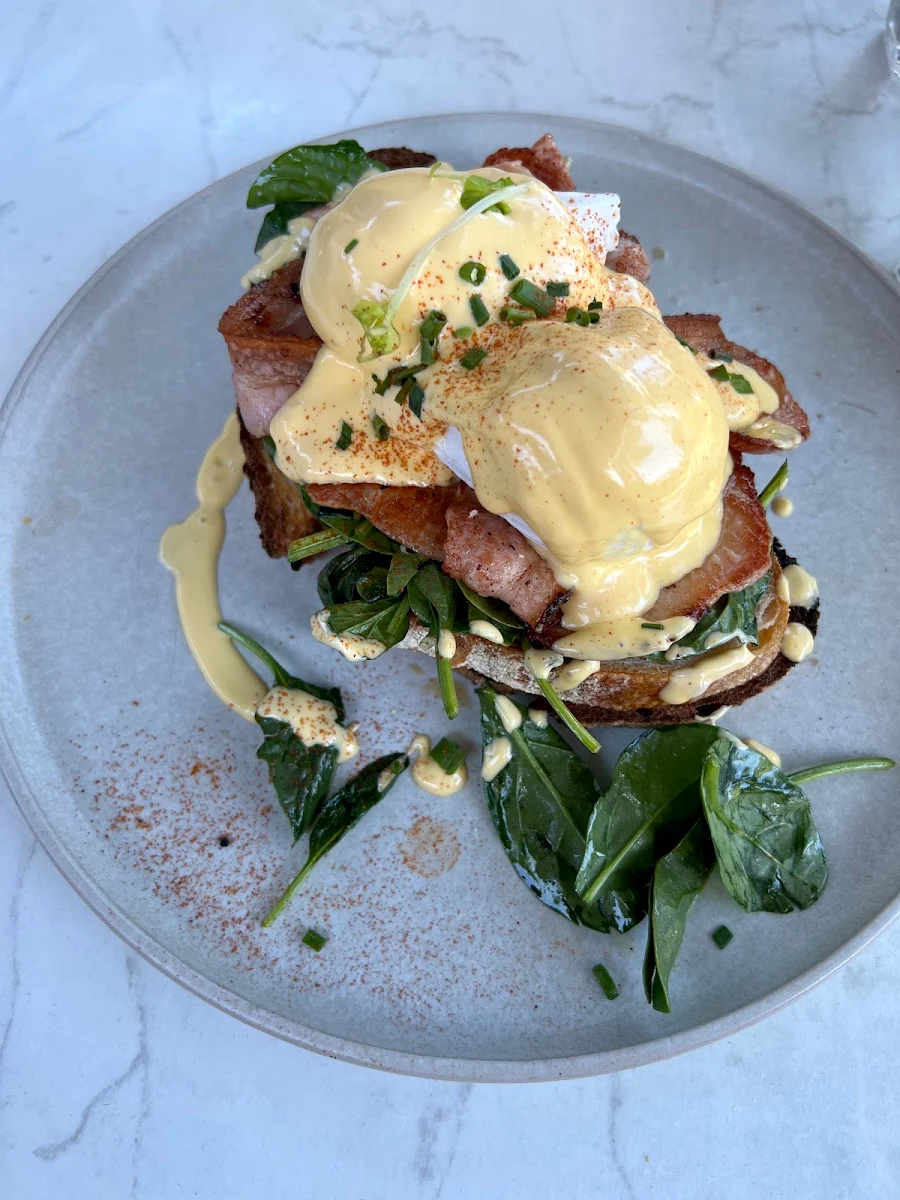 Poached Eggs with Bacon