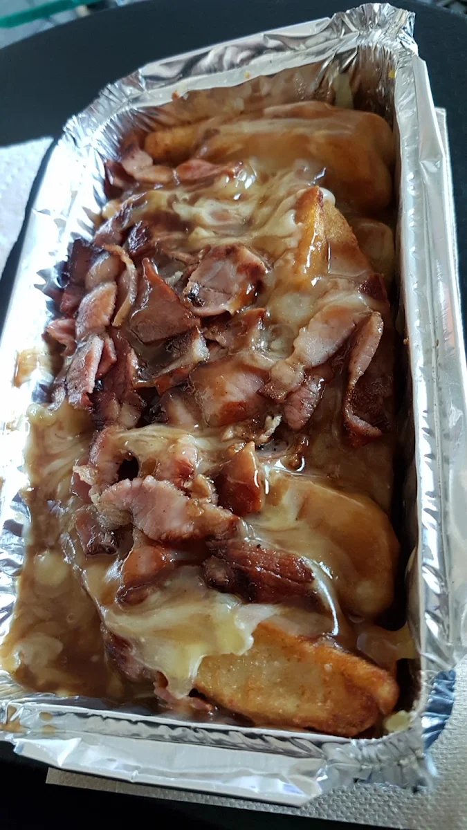 Poutine, Wonky Trolley