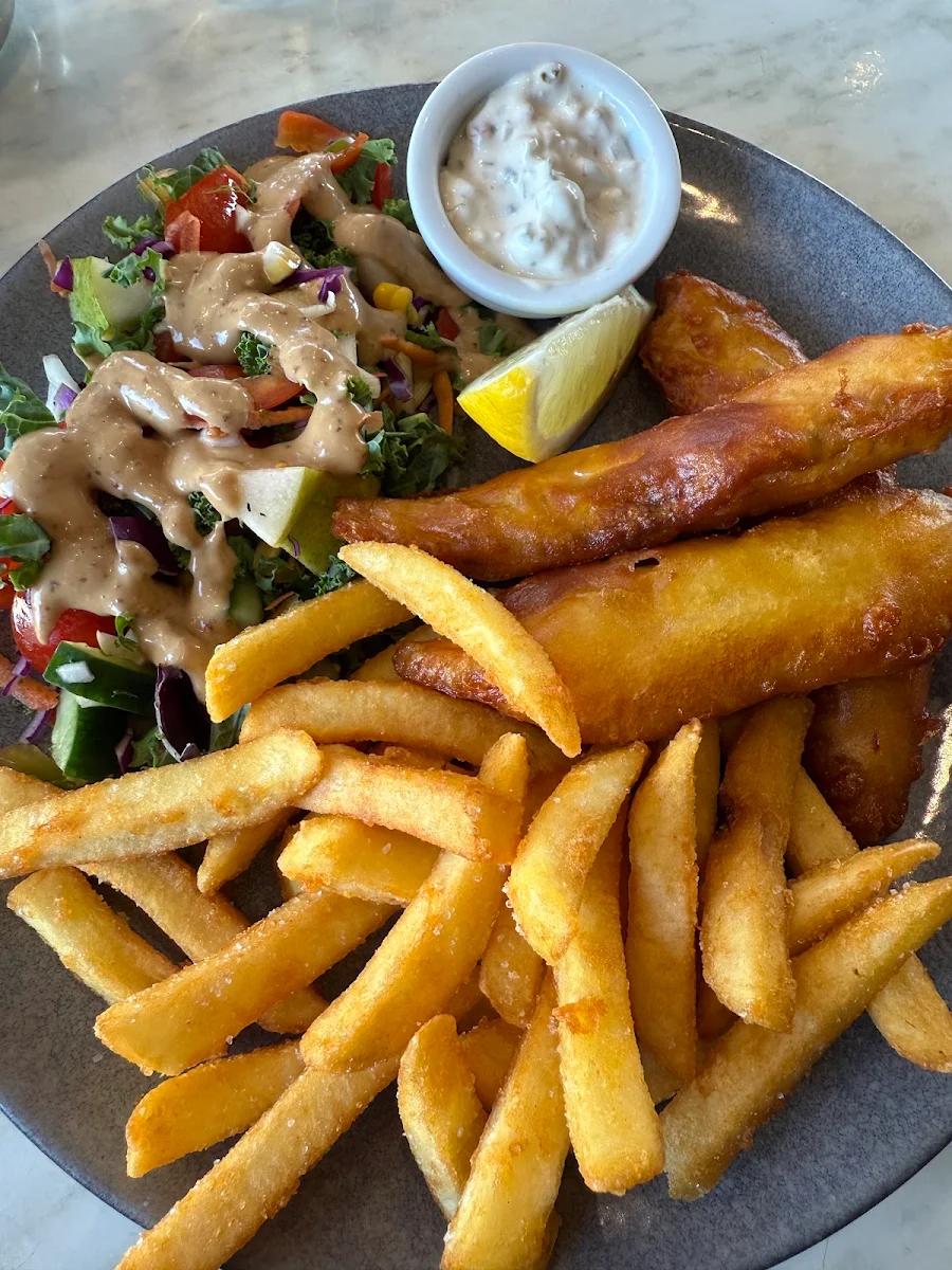 Beer-Battered Fries & Aioli