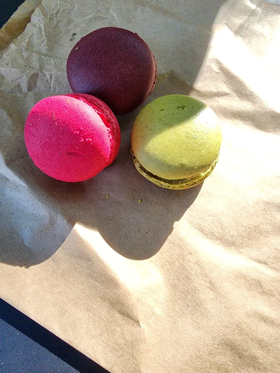 Macarons, Meeting Place Kiosk - Hyde Park