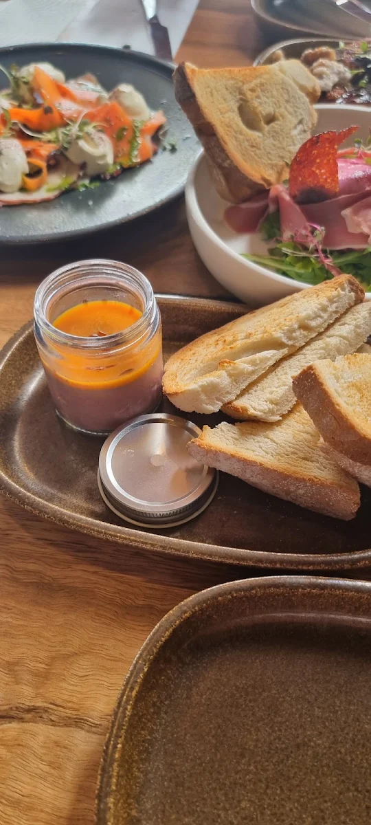 Highlights, Wharf St. Distillery Restaurant