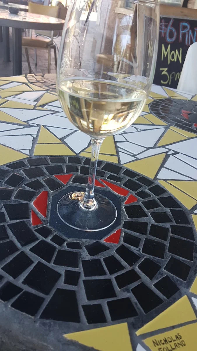 Wine, Royal Oak