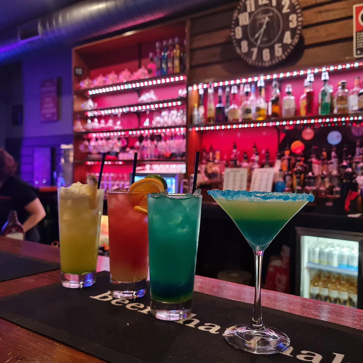 Highlights, Bottlerocket Bar & Cafe