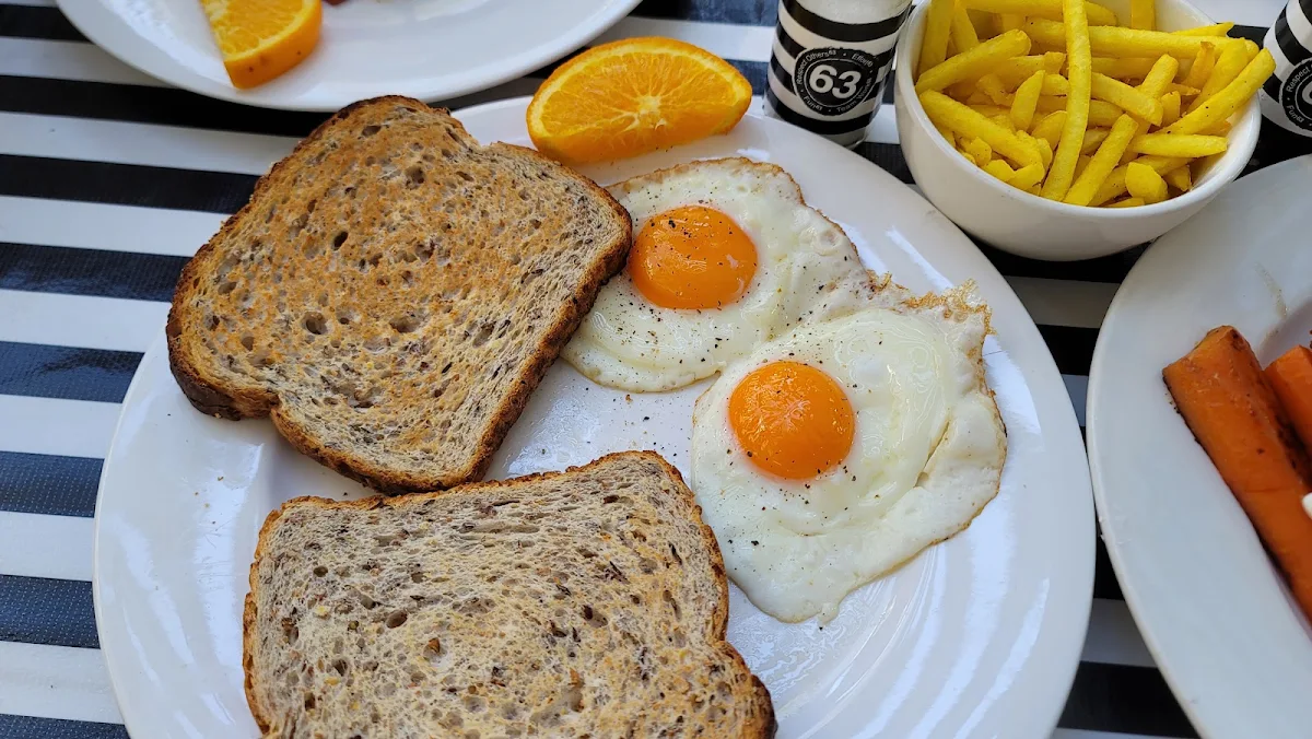 Basic Fried Eggs on Toasted White Bread, Cafe 63 Springfield