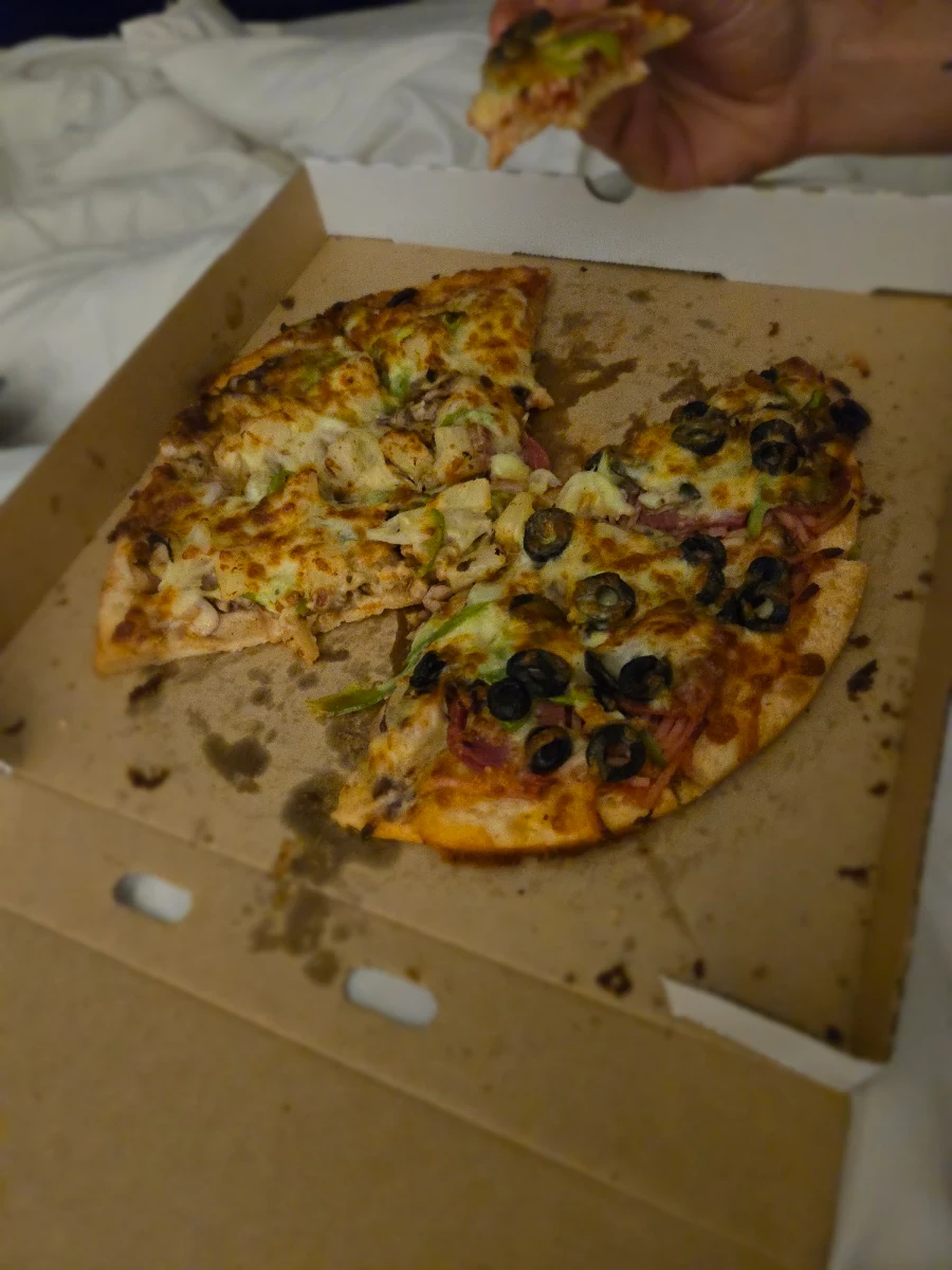 Highlights, Giants Pizzeria Bentley Park