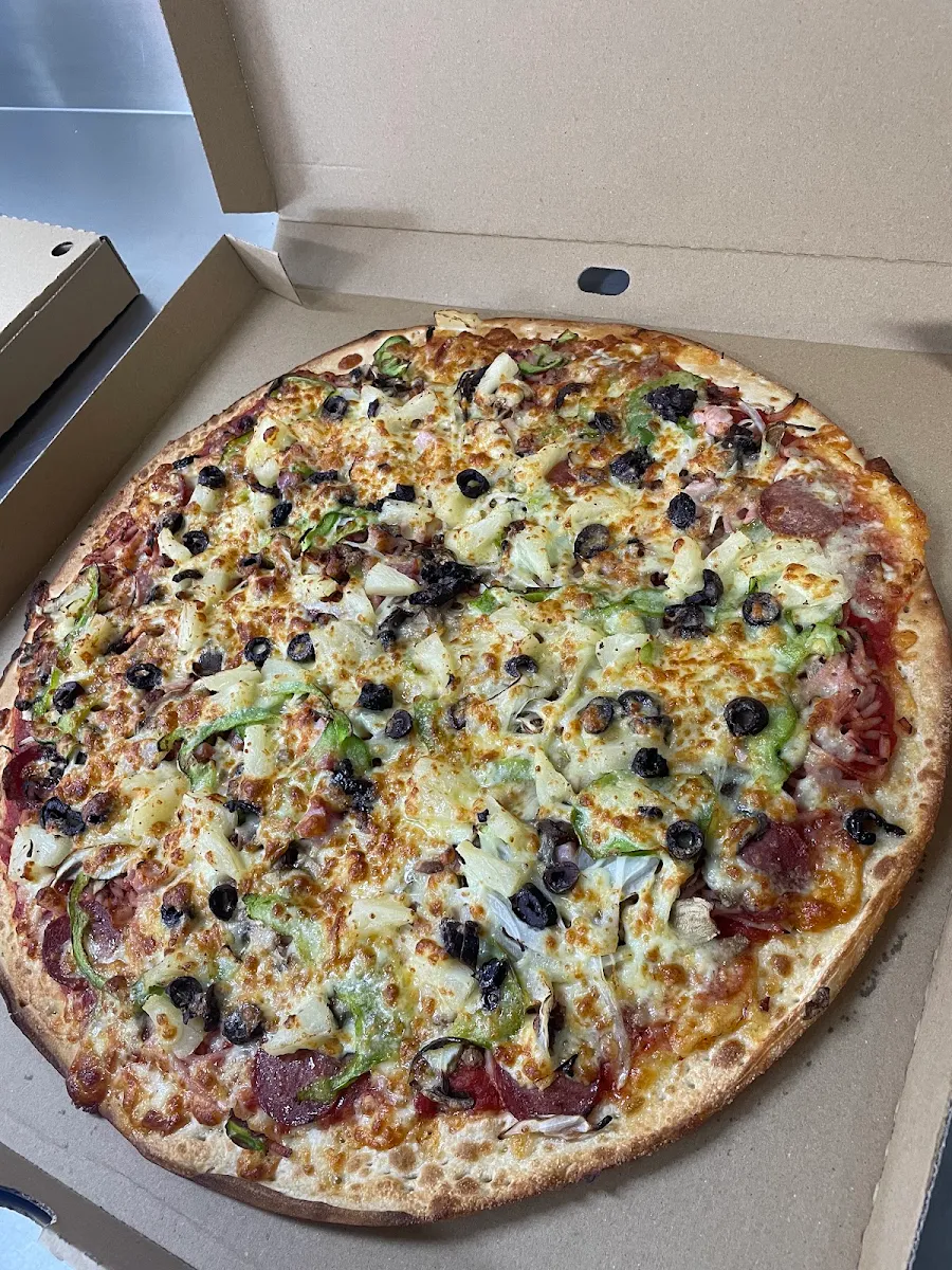 Highlights, Giants Pizzeria Bentley Park