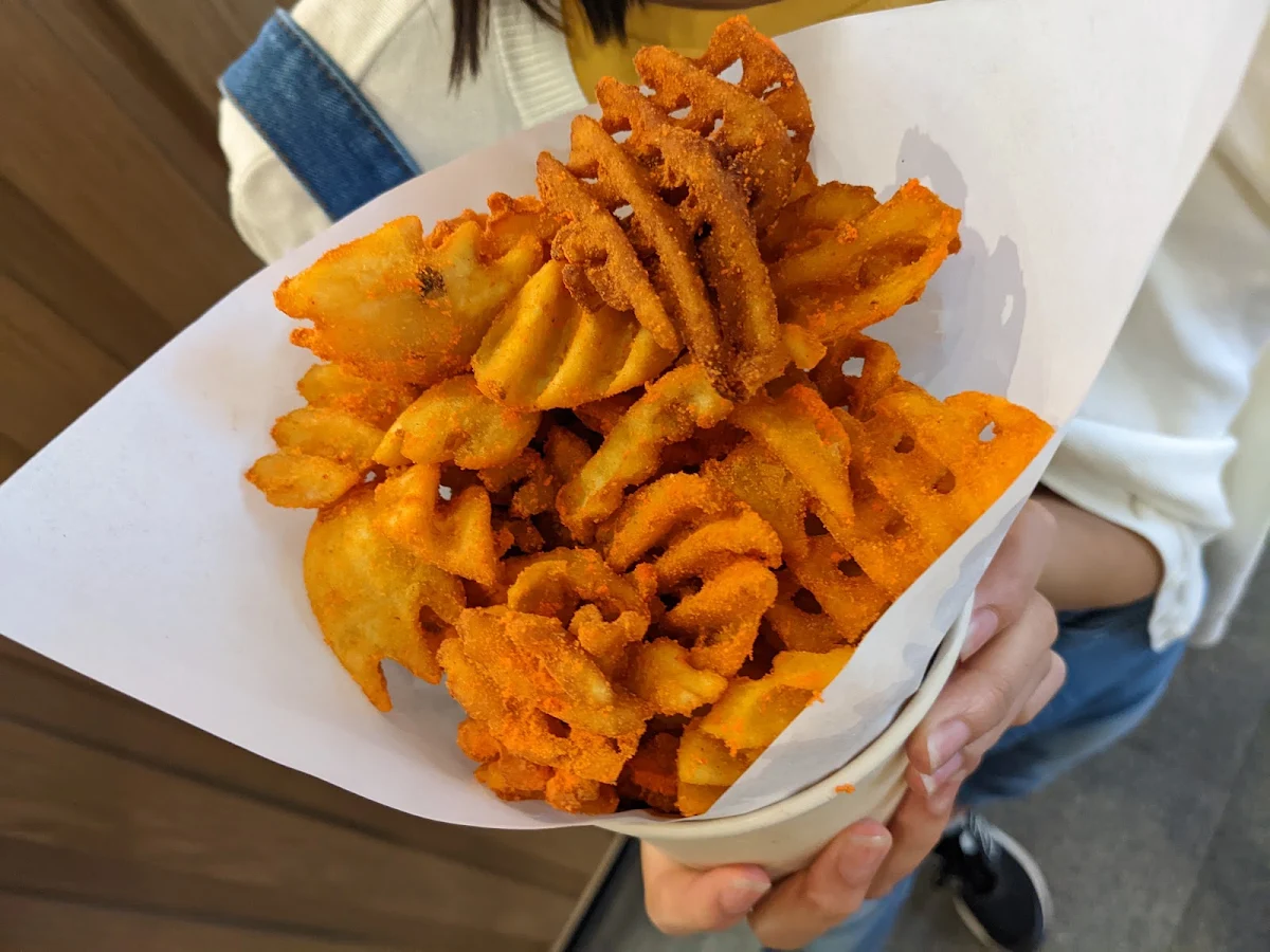 Highlights, Potato Corner