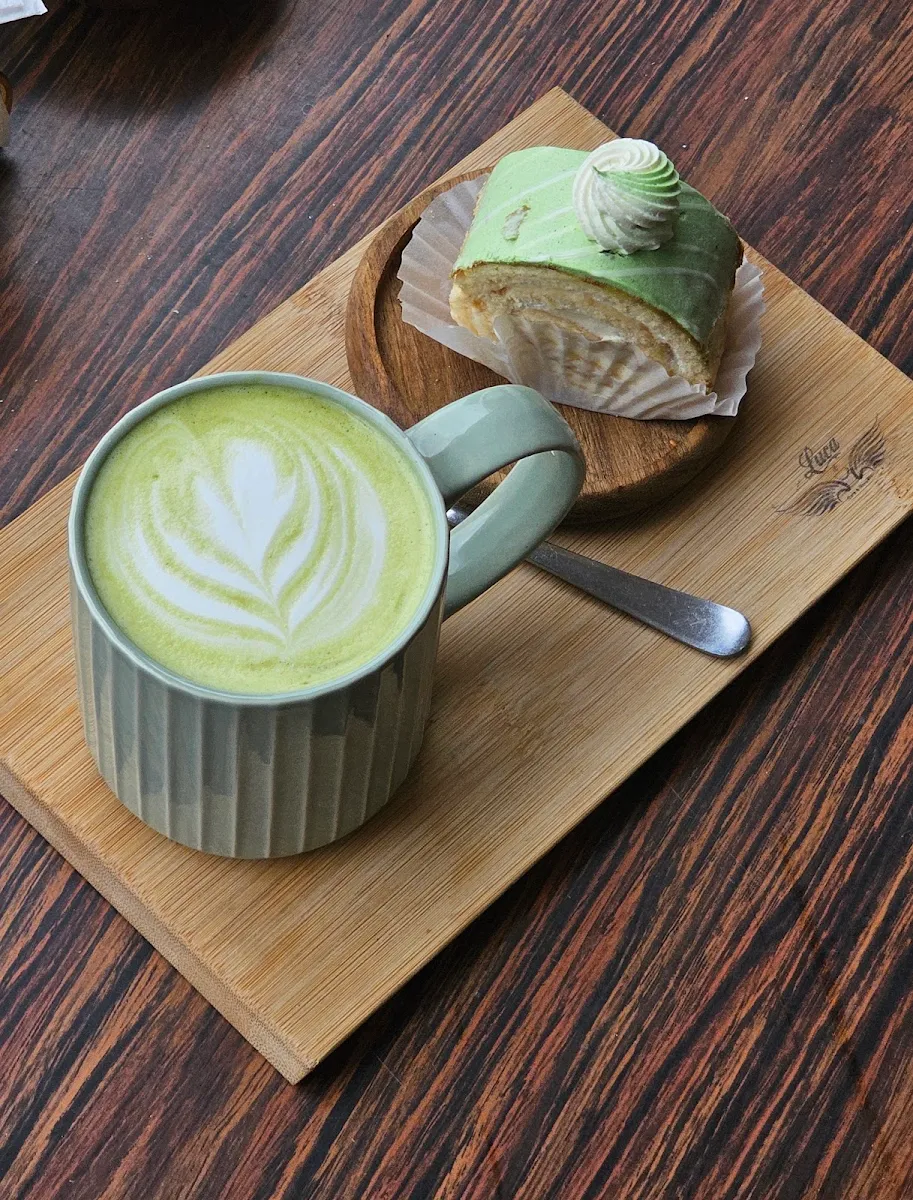 Highlights, Luca Cafe & Grocery