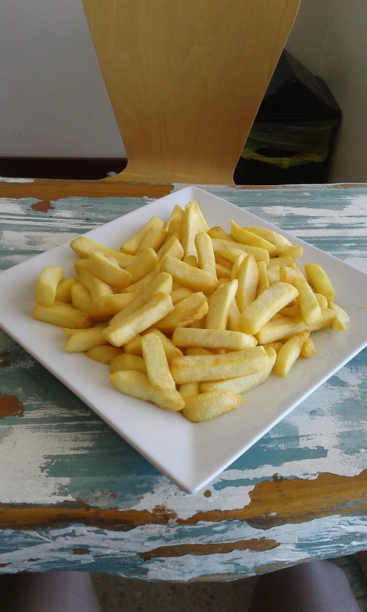Minimum Chips, The Shack Cafe & Pizzeria