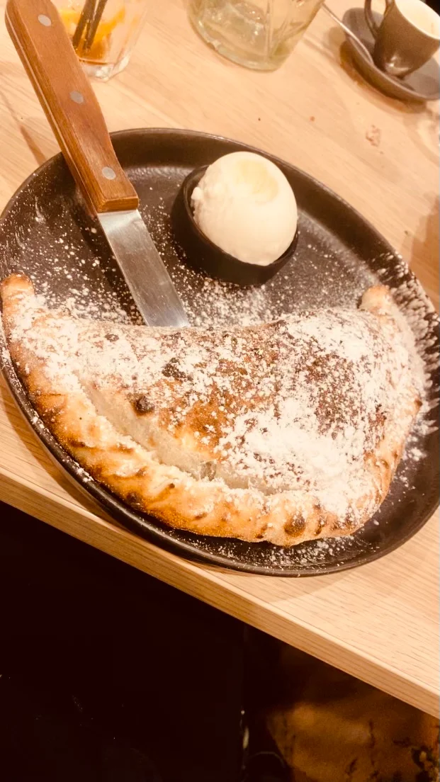 Calzone with Nutella, Pizzicotto Pizzeria e Cucina - Italian Restaurant Strathmore and Essendon