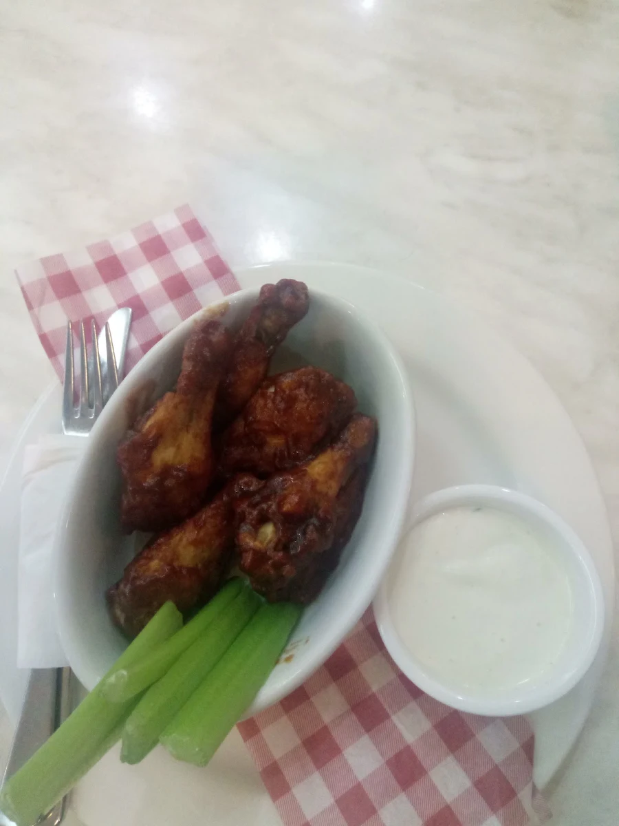 Smokie Chicken Wings