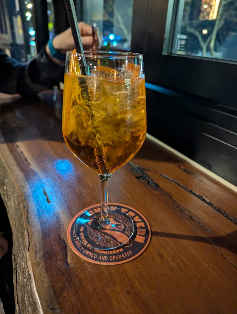 Aperol, Bud's Tavern