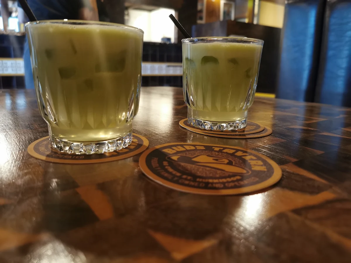 Highlights, Bud's Tavern