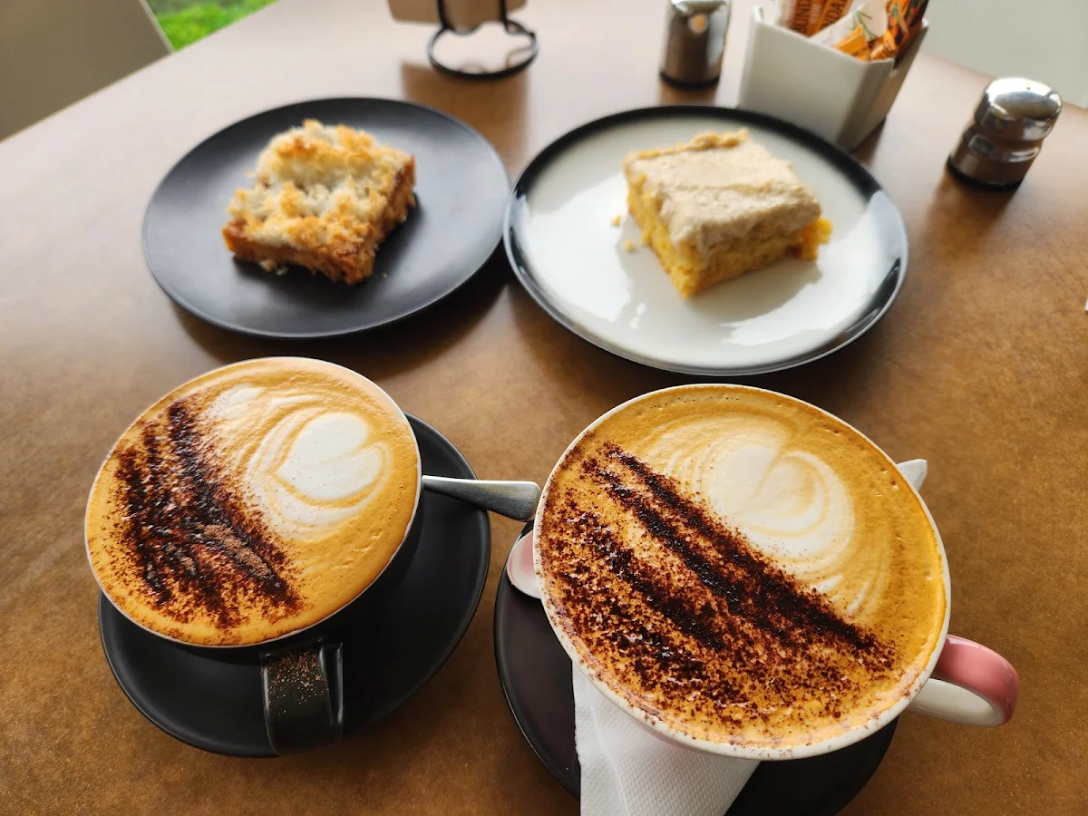Highlights, Cafe Shakana