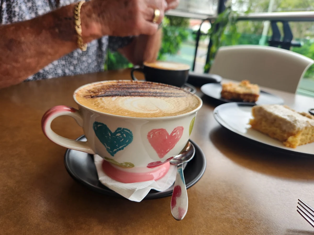 Highlights, Cafe Shakana