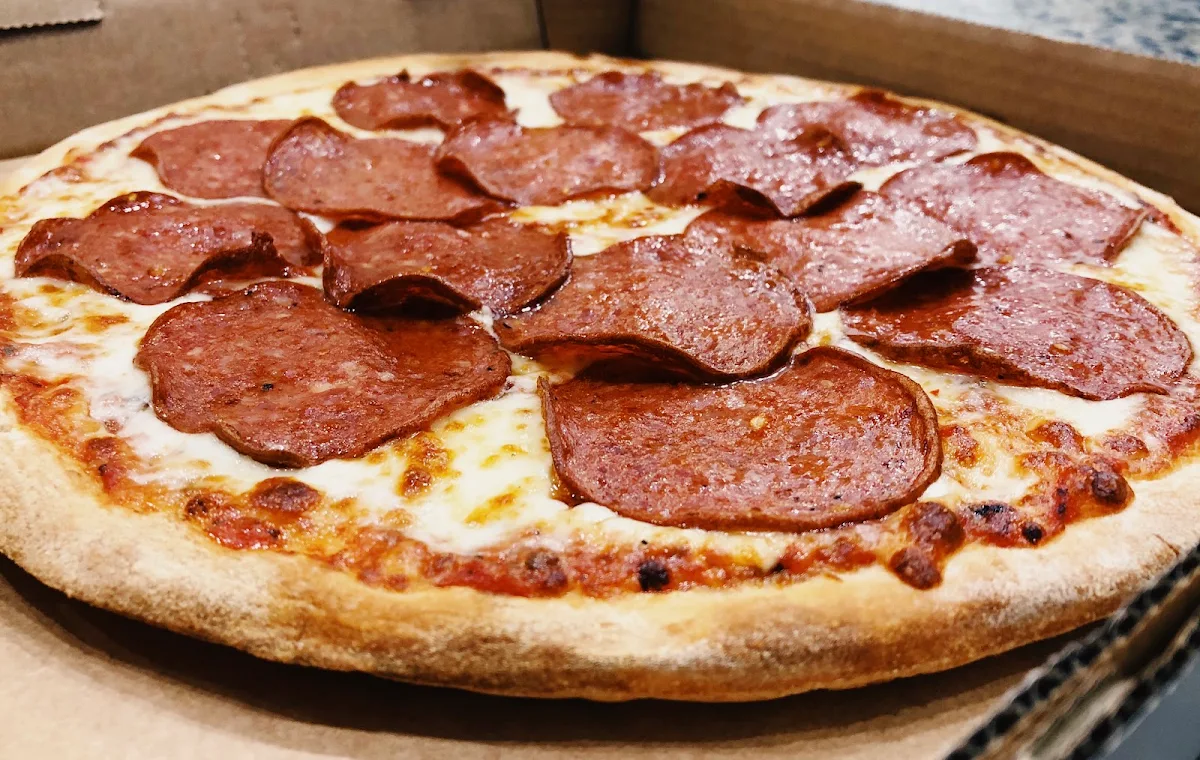 12 Pepperoni Lovers Traditional Pizza