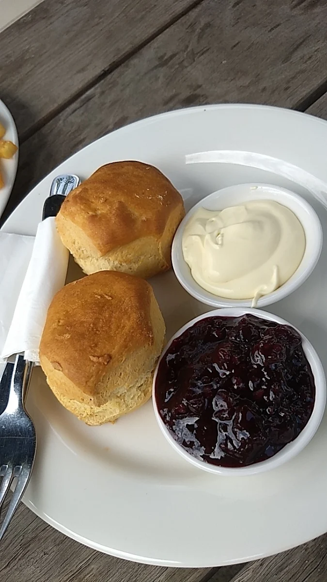 Scones, Dôme Café - Northam