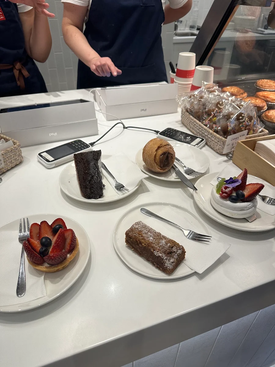 Highlights, Mrs Jones The Baker