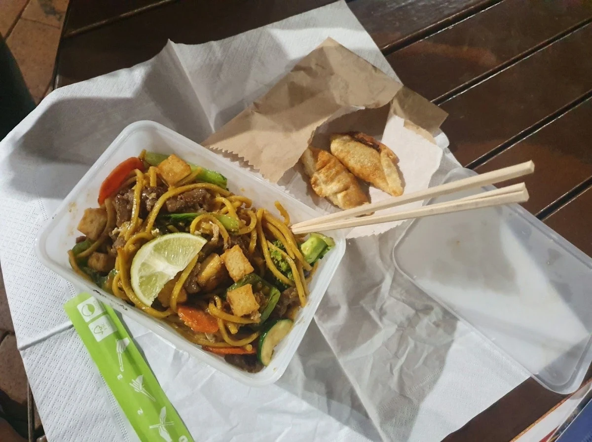 Highlights, Ayers Wok