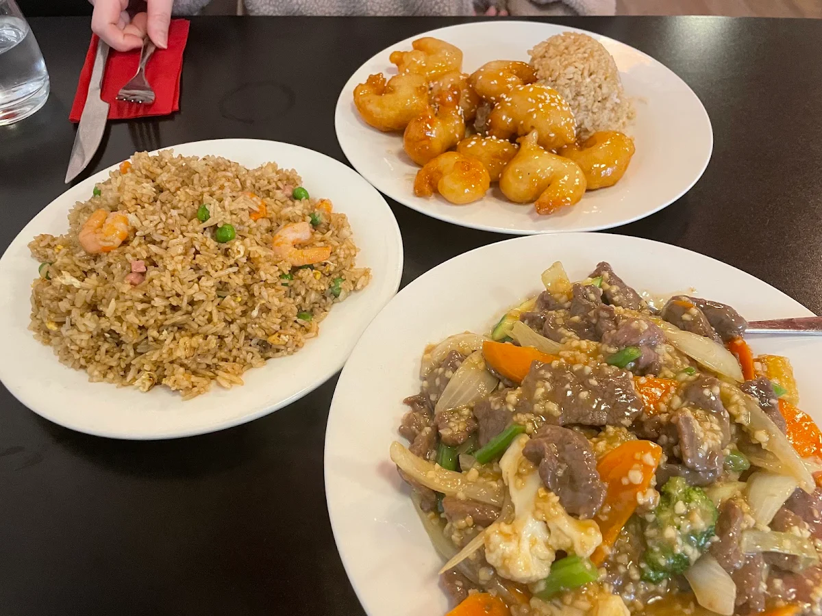 Highlights, Mandy's Restaurant