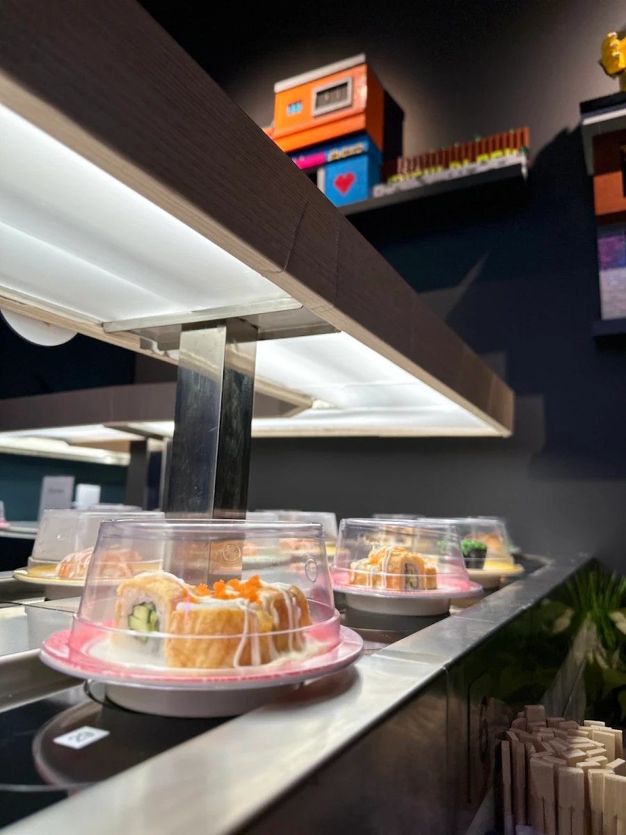 Highlights, Sushi Block