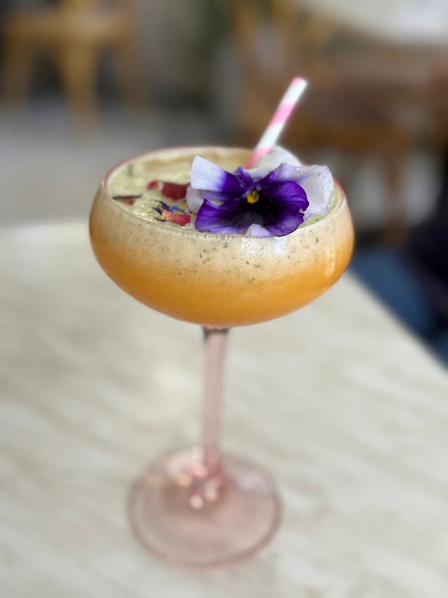 Highlights, Kimmi & Co Teahouse