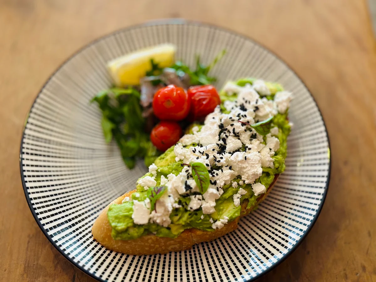 Smashed Avocado, Fernleigh Cafe