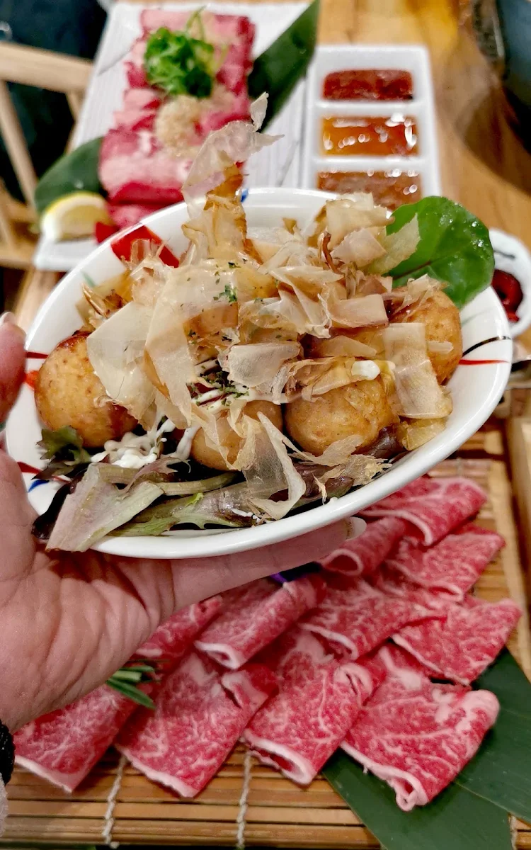 C08 Takoyaki 6pcs