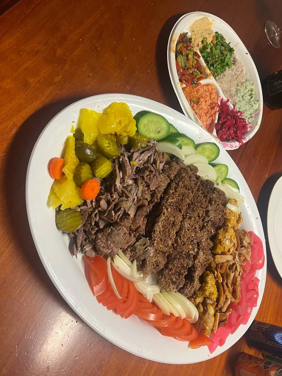 Highlights, HARTNA Restaurant