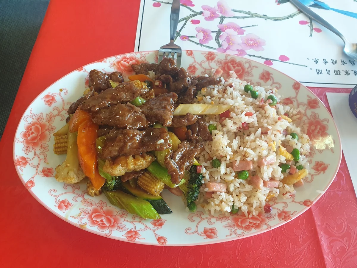 Beef in Oyster Sauce with Rice