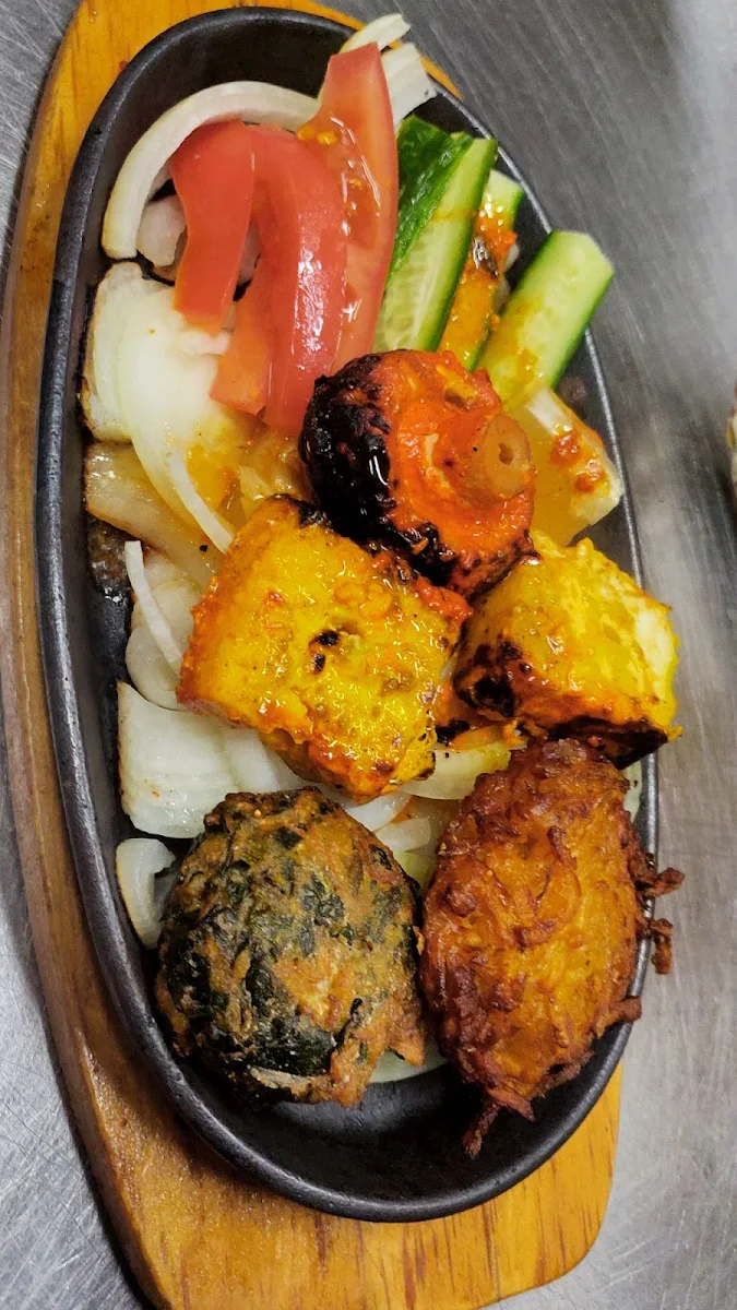 Vegetable Platter, Tandoori King Indian Restaurant & Wine Bar