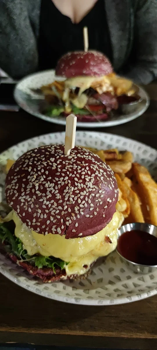 Abbey Burger, Abbey Road Cafe