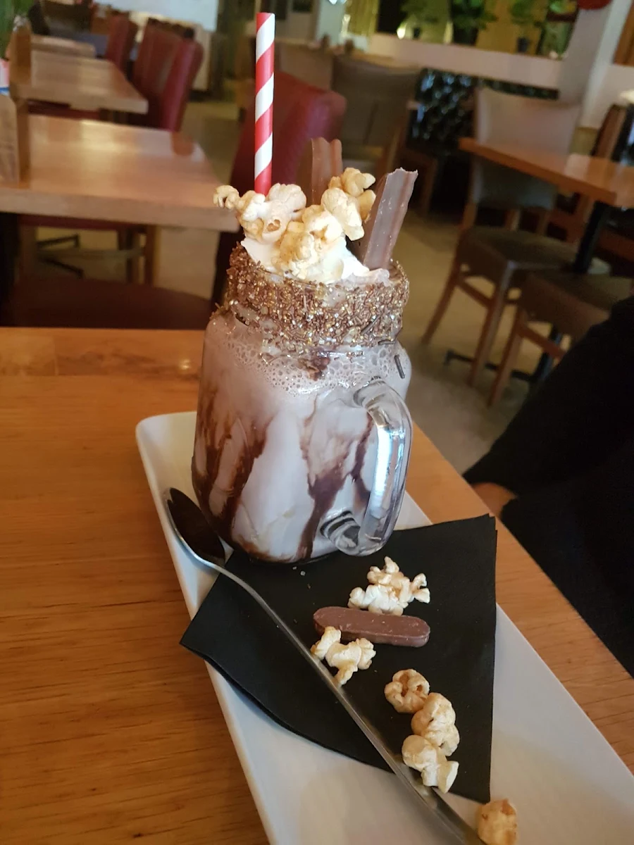 Milkshakes 9 Thickshakes, Abbey Road Cafe