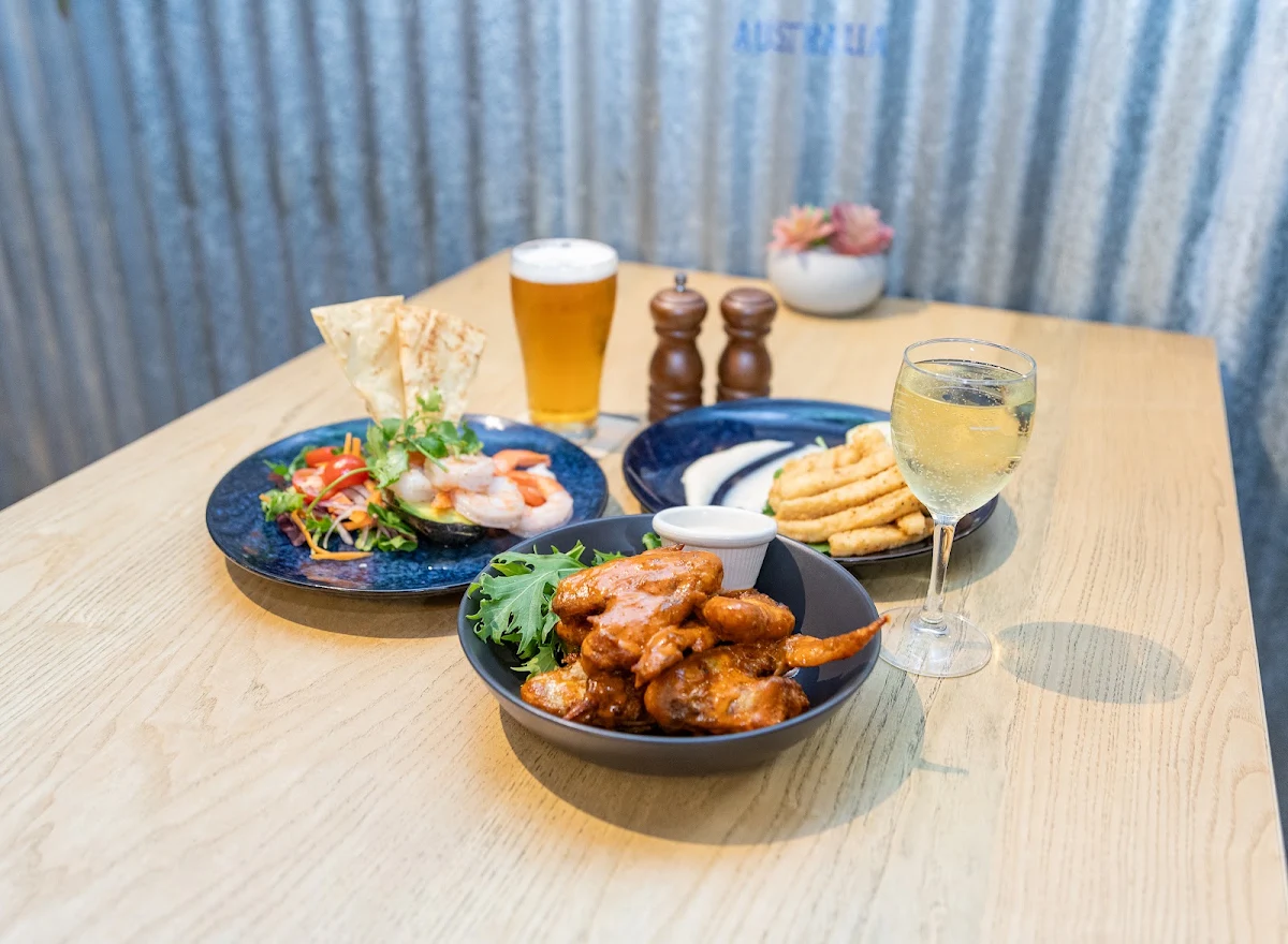 Highlights, The Longreach Tavern