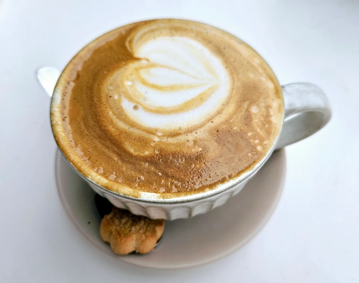 Soy Latte, The Exchange