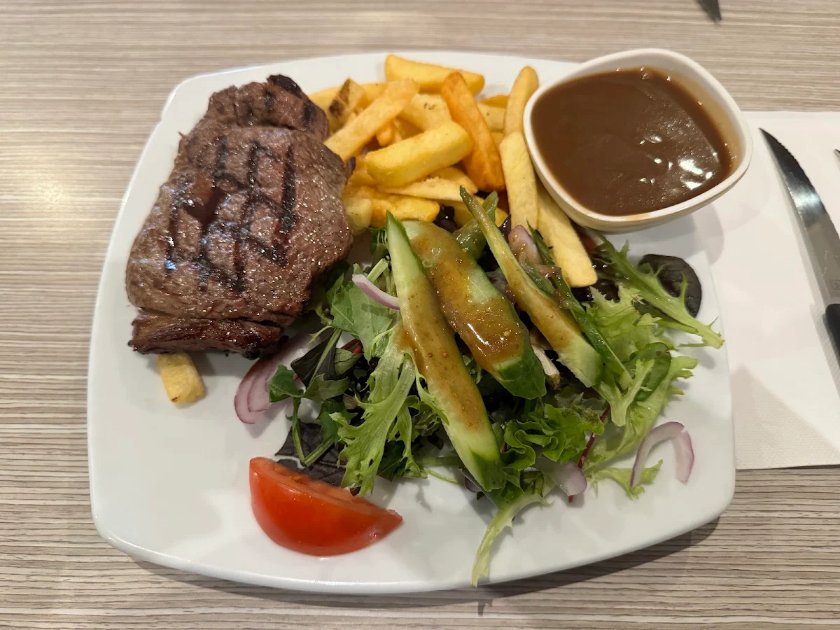 Highlights, The Valley Tavern