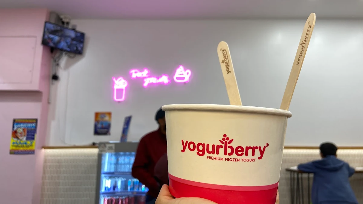Highlights, Yogurberry Manly