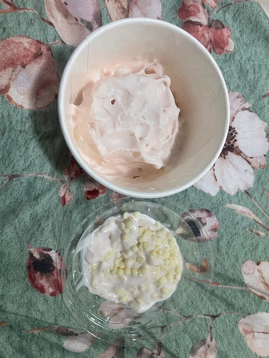 Highlights, Yogurberry Manly