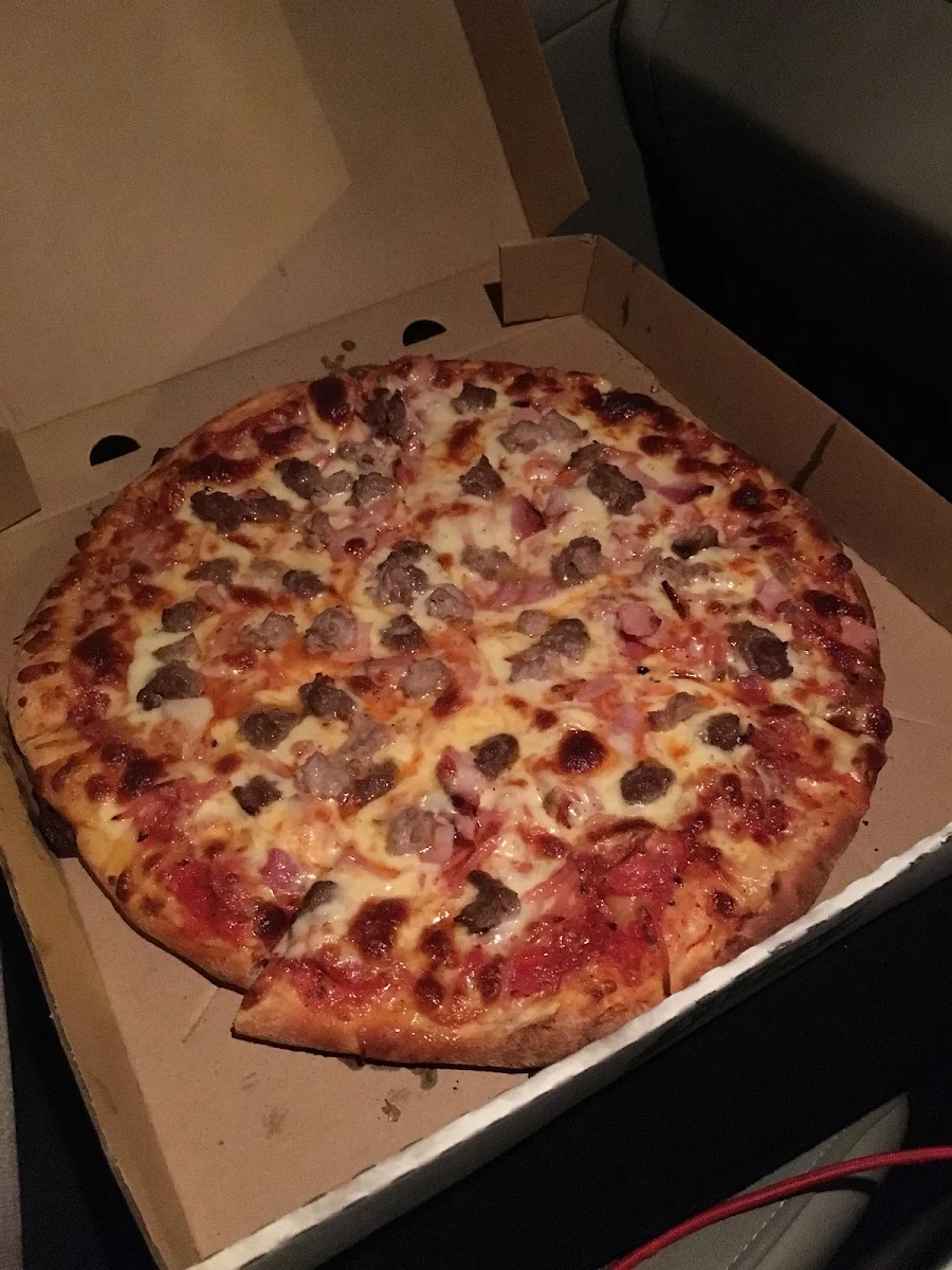 Highlights, Stonehenge Pizza