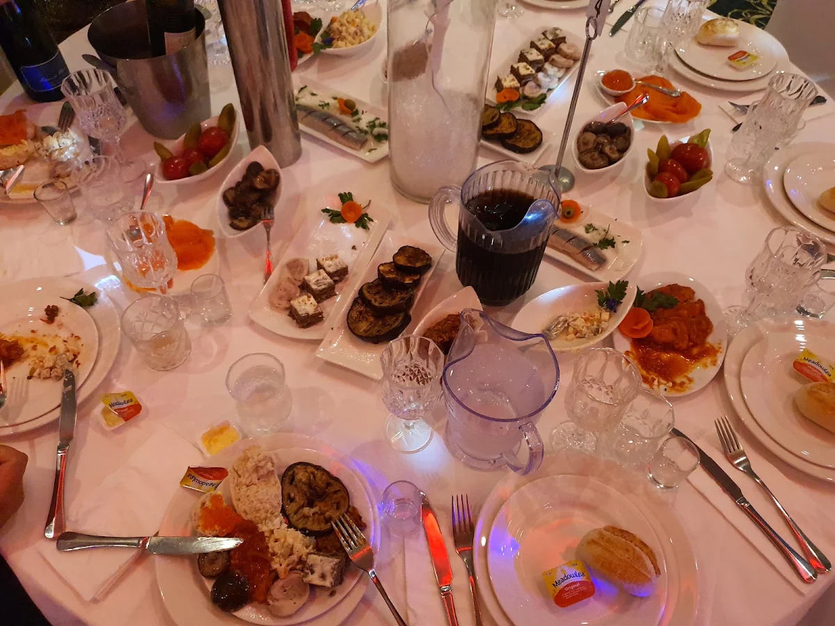 Highlights, Rada Restaurant